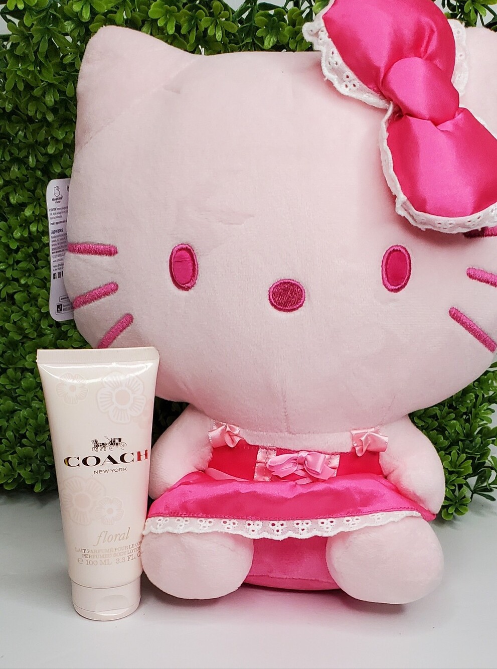 Hello Kitty Plushie + COACH Floral Lotion NEW